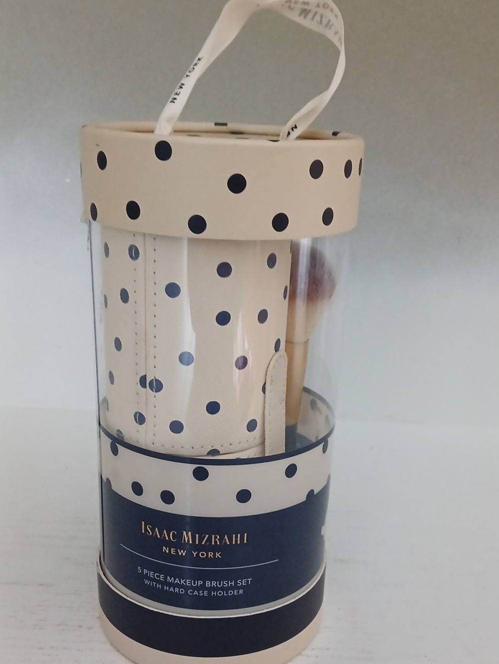 Isaac Mizrahi Makeup Brush Set in Cylinder Case